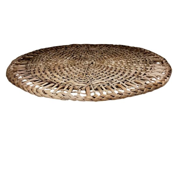 Set Of Four Brown Woven Rattan Placemats Charger Plates Open Weave Design 13" - Picture 10 of 11